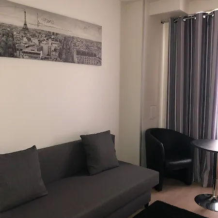 Near Eiffel Tower - Beautiful Flat * Paříž